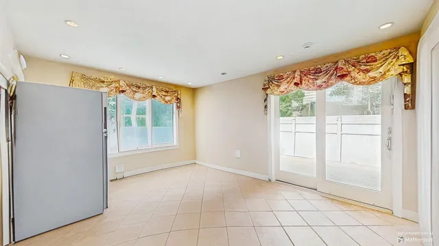 $3,149,000 | 202 Broadway, Lawrence, NY 11559