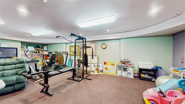 $3,149,000 | 202 Broadway, Lawrence, NY 11559