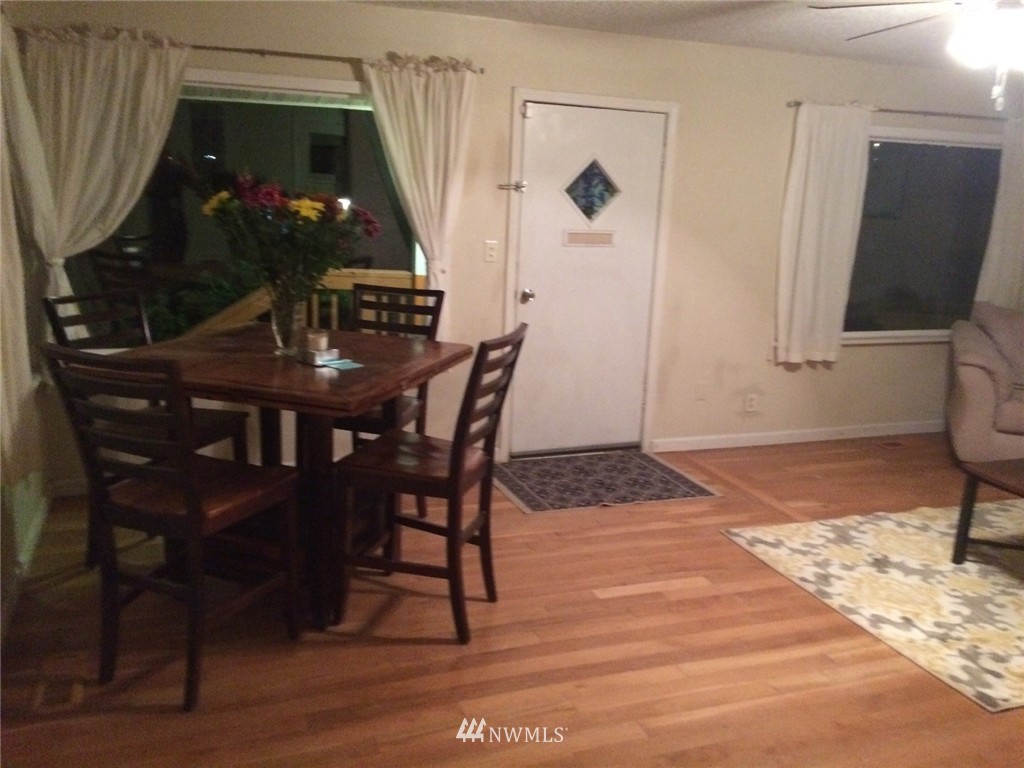 2780 Maple Street Bremerton, WA 98310 - Photo 2 of 12 Gallery Image 2