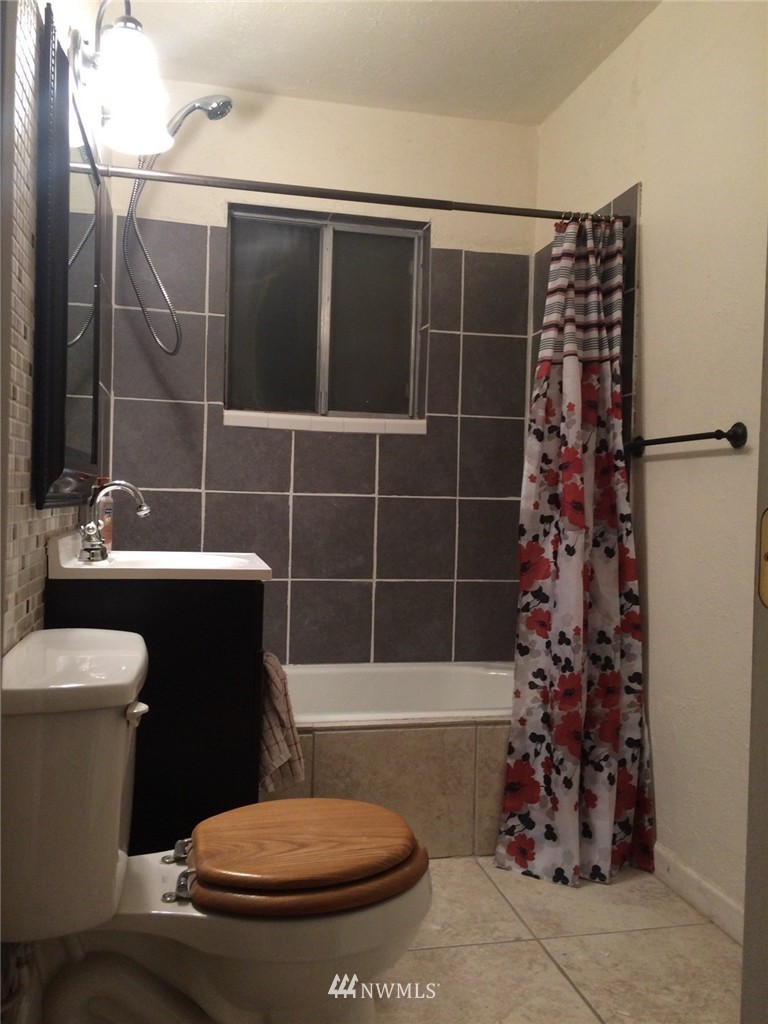 2780 Maple Street Bremerton, WA 98310 - Photo 7 of 12 Gallery Image 7