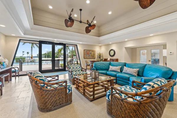 a view of a backyard with a garden and plants