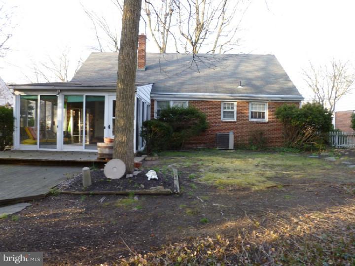 1216 Wayne Road Barrington, NJ 08033 - Photo 23 of 25 Exterior Back