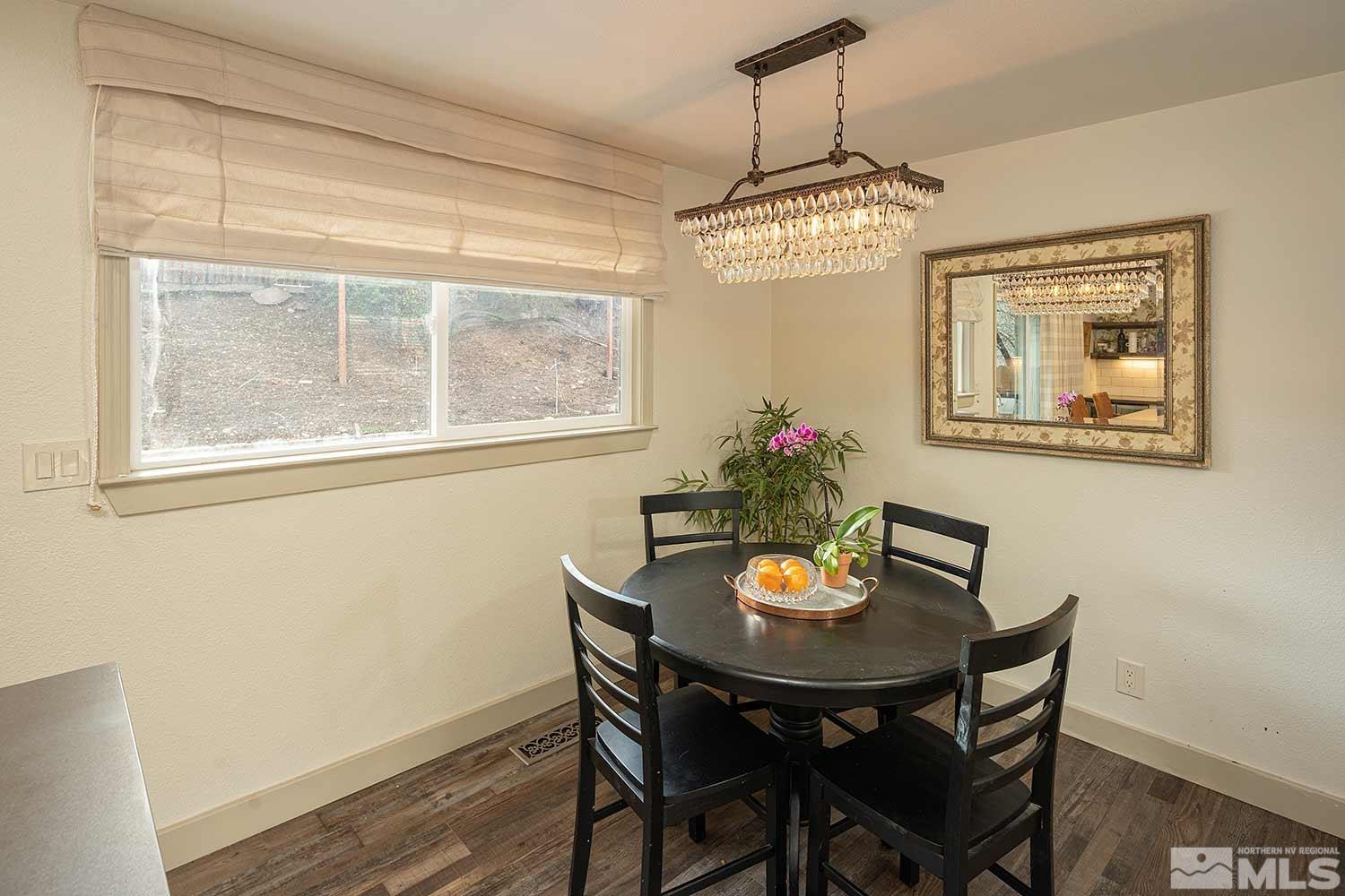 1885 Severn Drive Reno, NV 89503 - Photo 11 of 27 Photo 12