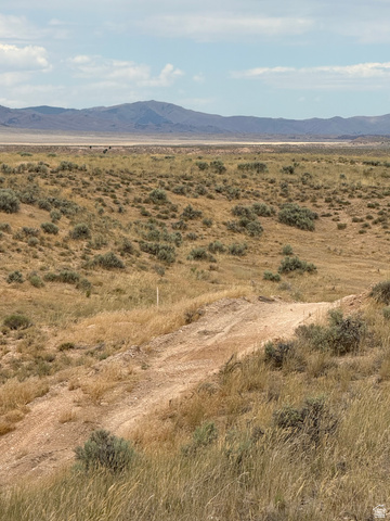17 Old Dam Road, Unit 17 Levan, UT 84639 - Photo 3 of 7
