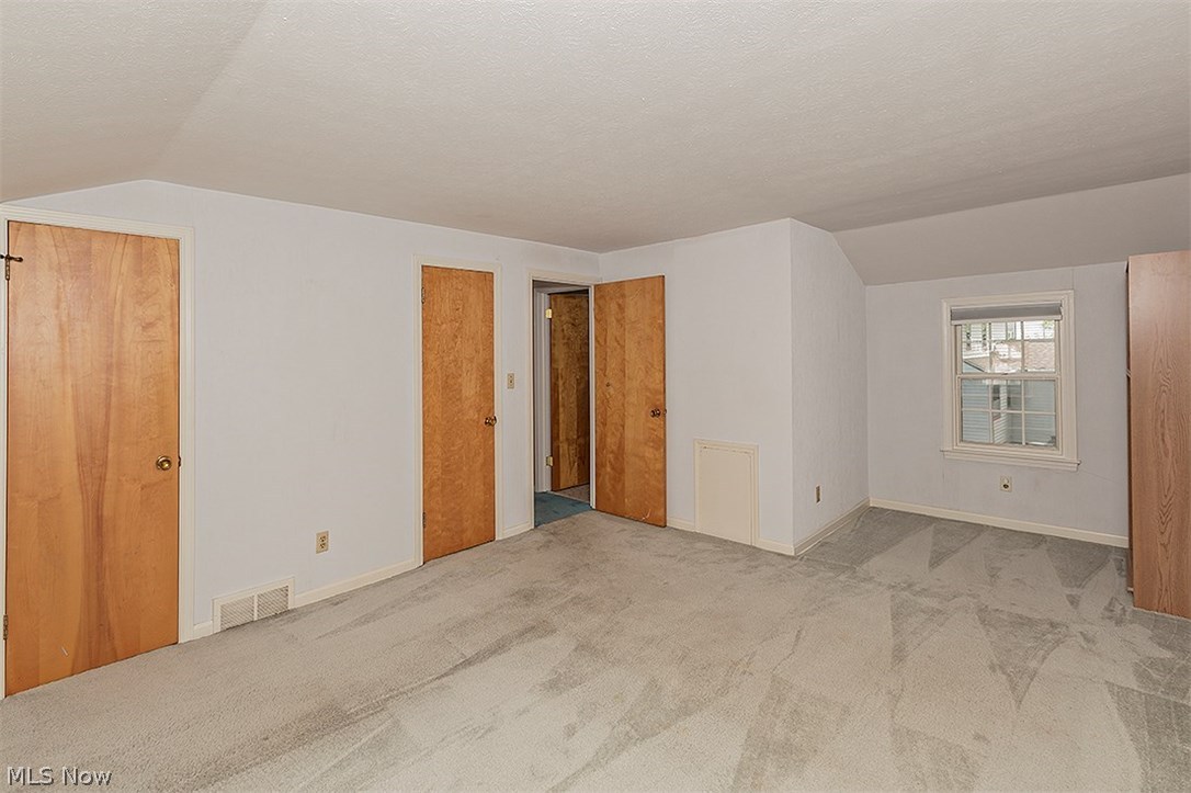 3680 Stoneleigh Road Cleveland, OH 44121 - Photo 26 of 34 Gallery Image 26