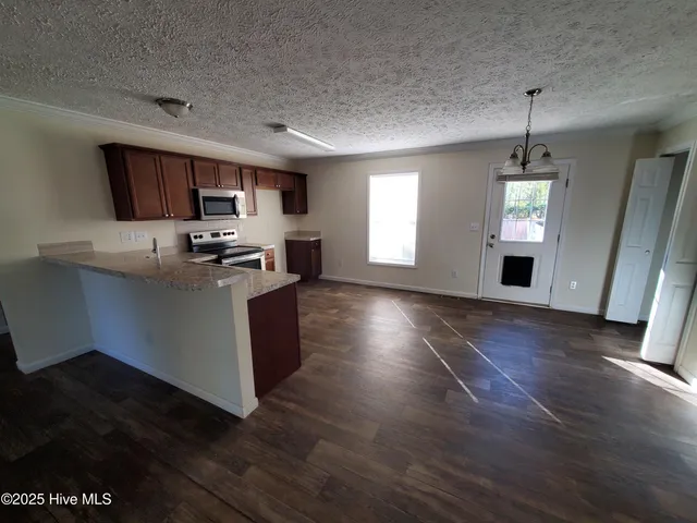 $257,000 | 692 Sandhill Drive, Dudley, NC 28333