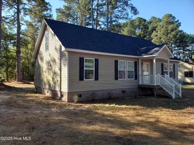 $257,000 | 692 Sandhill Drive, Dudley, NC 28333