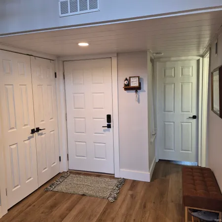 $179,900 | 9008 South Pointe Ridge Lane, Bloomington, IN 47401