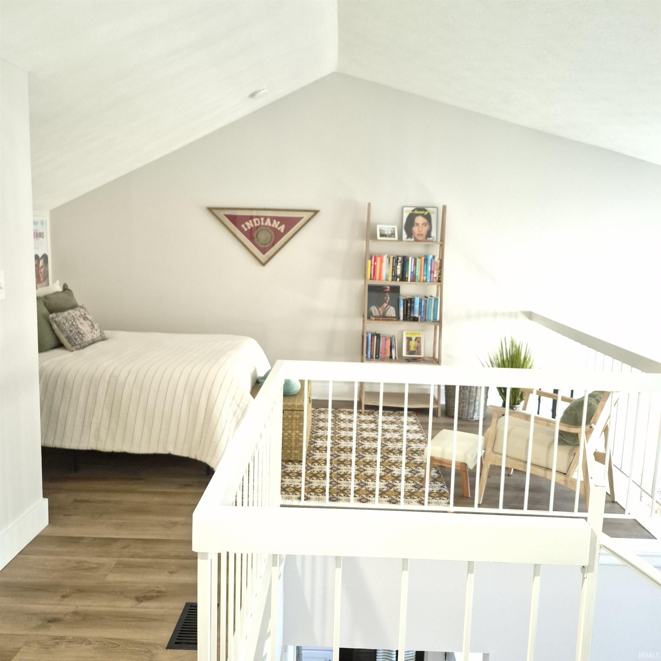 9008 South Pointe Ridge Lane Bloomington, IN 47401 - Photo 8 of 19