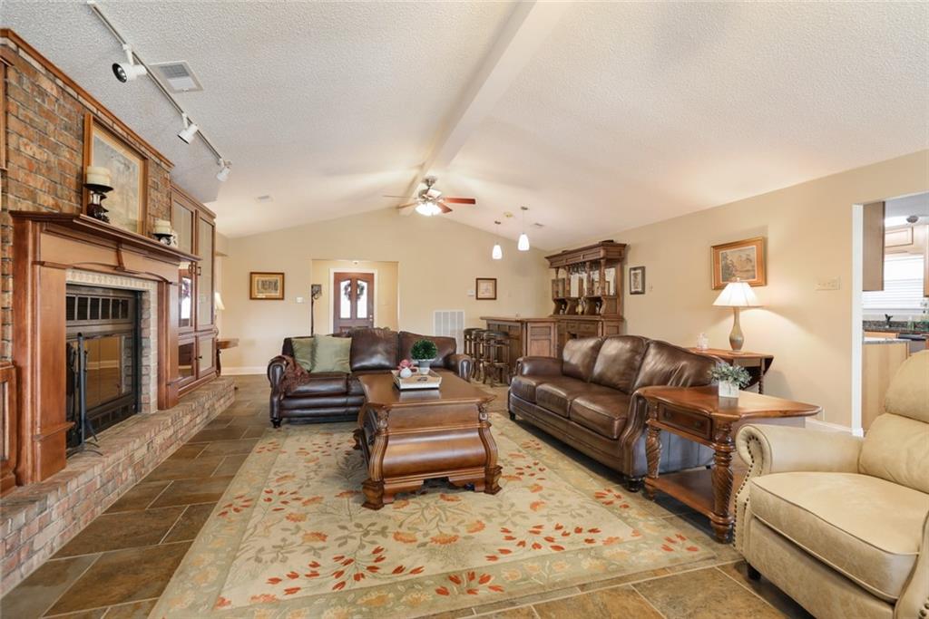 122 Rampage Loop Slidell, LA 70458 - Photo 8 of 35 Gallery Image 8
