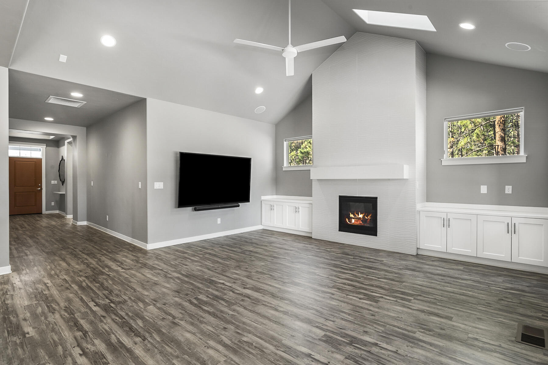 19580 Buck Canyon Road Bend, OR 97702 - Photo 18 of 69 Great Room