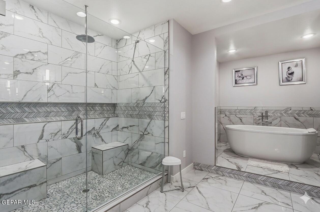 6652 Tuscany Ridge Drive El Paso, TX 79912 - Photo 76 of 121 Primary Bath 1