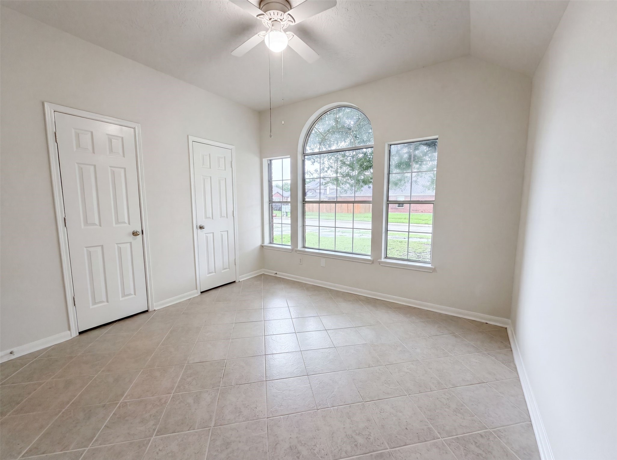 2127 Hannover Way Spring, TX 77388 - Photo 8 of 20