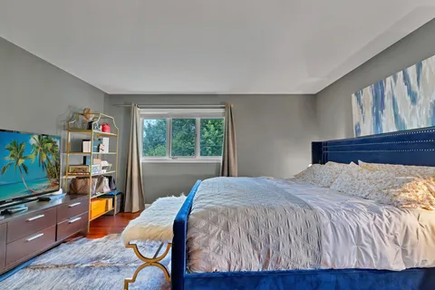 $985,000 | 7001 Lanham Lane, Edina, MN 55439