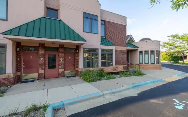 $1,600 | 3139 Professional Drive, Unit 7, Ann Arbor, MI 48104