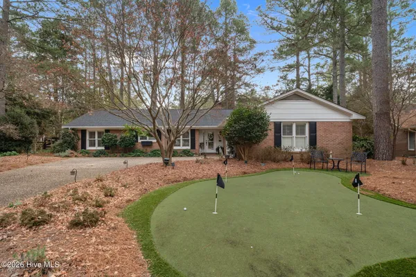 $502,000 | 135 Merion Circle, Pinehurst, NC 28374