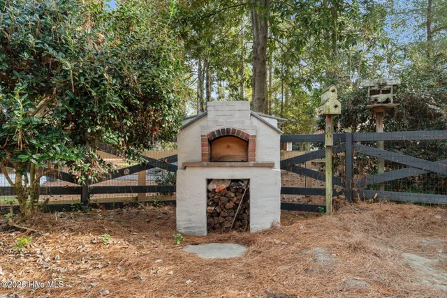 $499,999 | 135 Merion Circle, Pinehurst, NC 28374