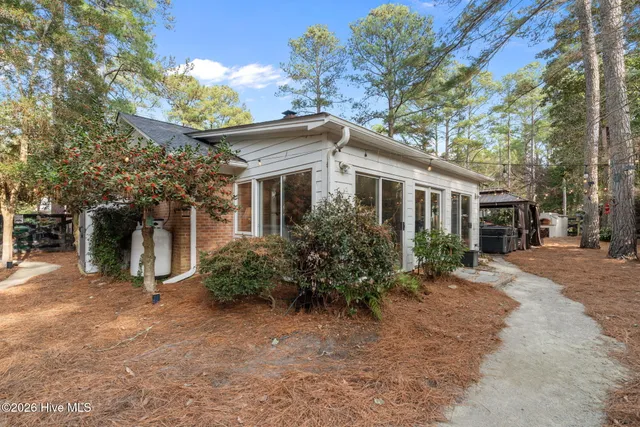 $499,999 | 135 Merion Circle, Pinehurst, NC 28374