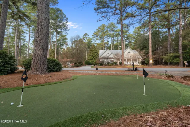 $499,999 | 135 Merion Circle, Pinehurst, NC 28374