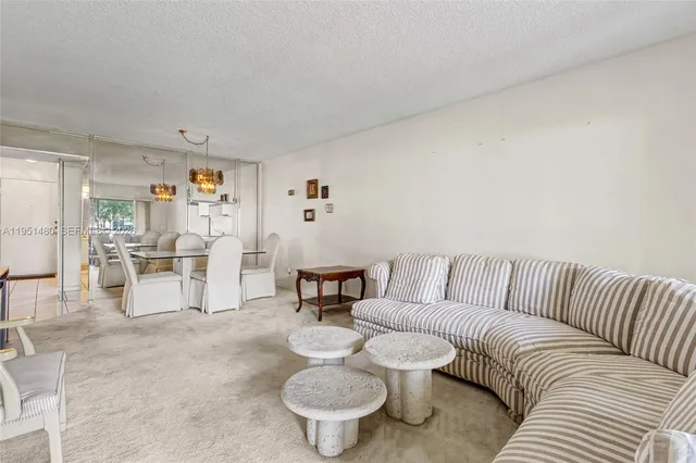 $99,500 | 6085 North Sabal Palm Boulevard, Unit 208, Tamarac, FL 33319