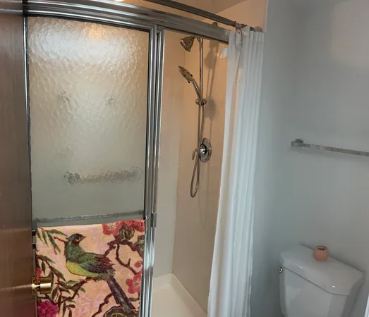 $339,500 | 4940 Foster Street, Unit 202, Skokie, IL 60077