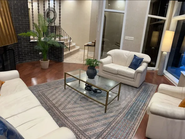 $339,500 | 4940 Foster Street, Unit 202, Skokie, IL 60077