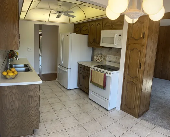 $339,500 | 4940 Foster Street, Unit 202, Skokie, IL 60077