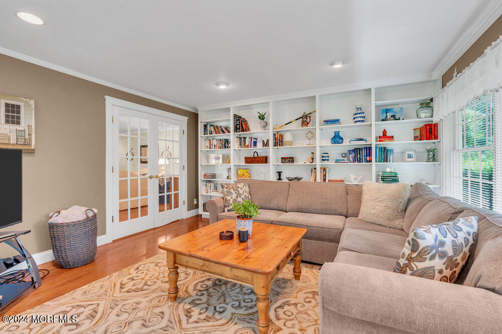 134 Ave Of Two Rivers Rumson, NJ 07760 - Photo 11 of 30 Family Room