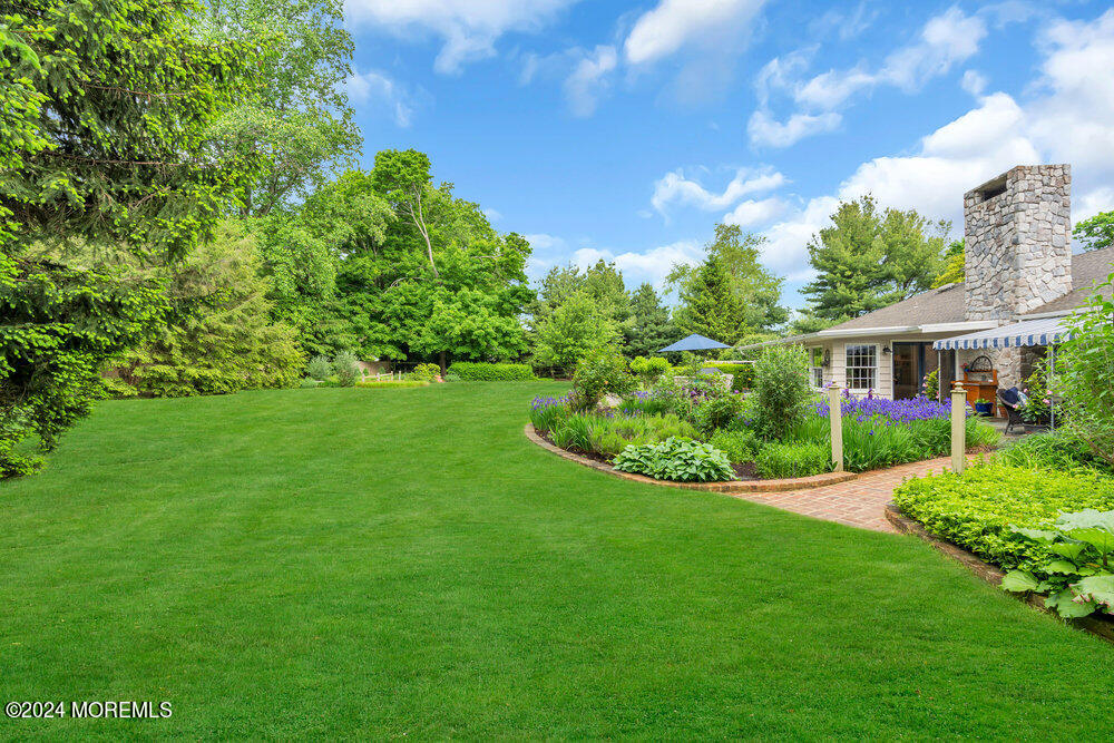 134 Ave Of Two Rivers Rumson, NJ 07760 - Photo 25 of 30 Side View