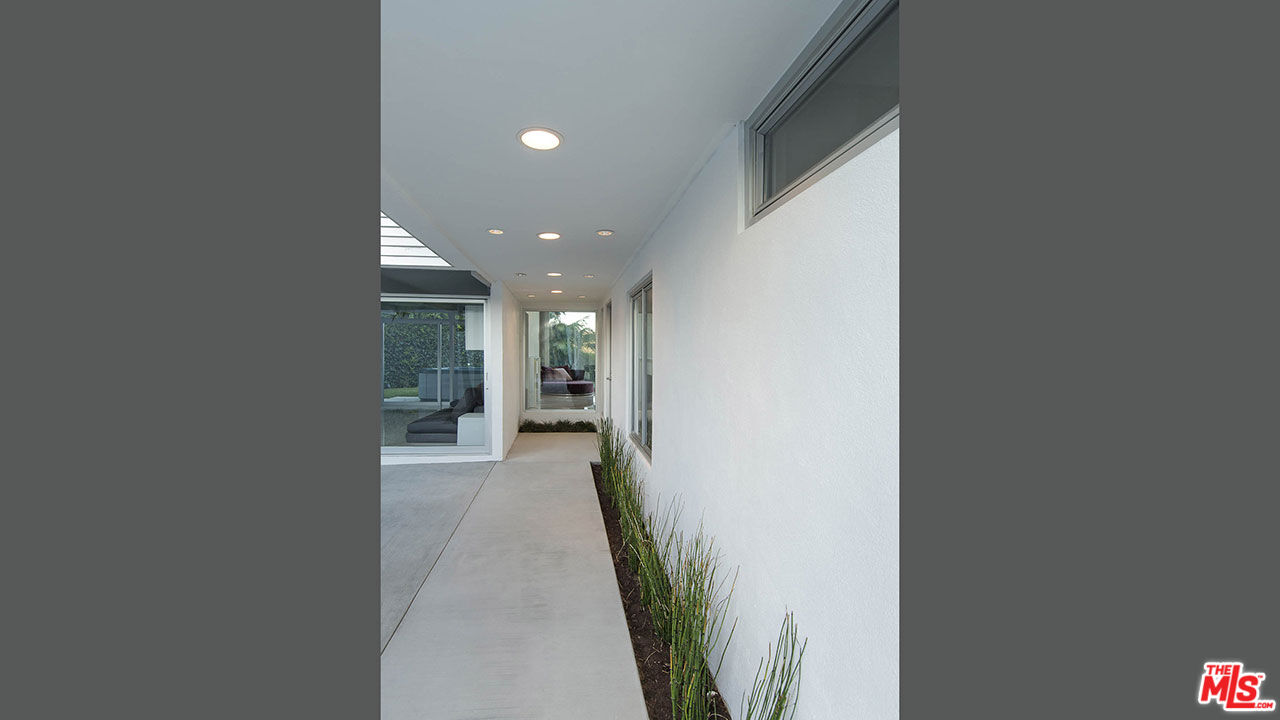 1466 Bel Air Road Los Angeles, CA 90077 - Photo 11 of 35