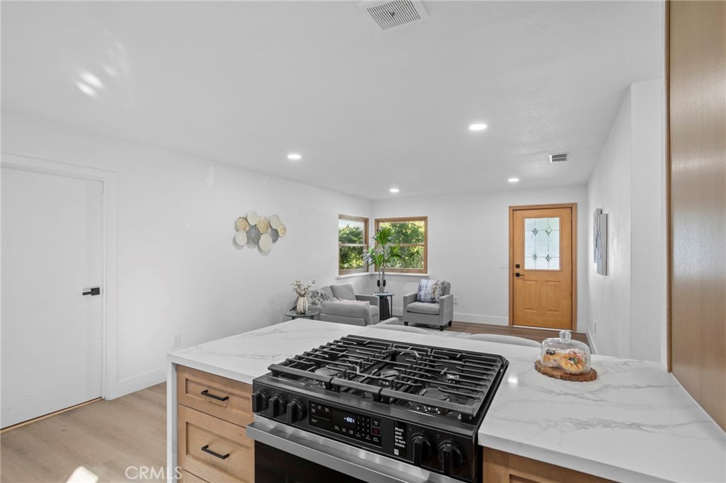 1439 Morgan Road San Bernardino, CA 92405 - Photo 9 of 38