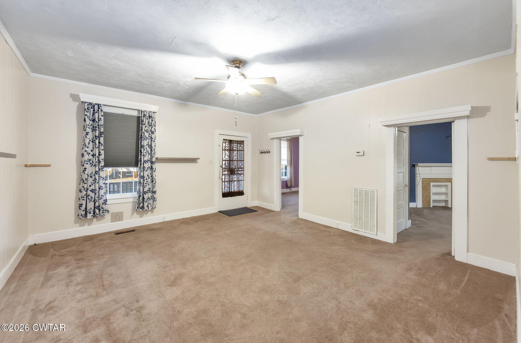 4 Farwell Street Jackson, TN 38301 - Photo 8 of 25 an empty room with closet and a ceiling fan