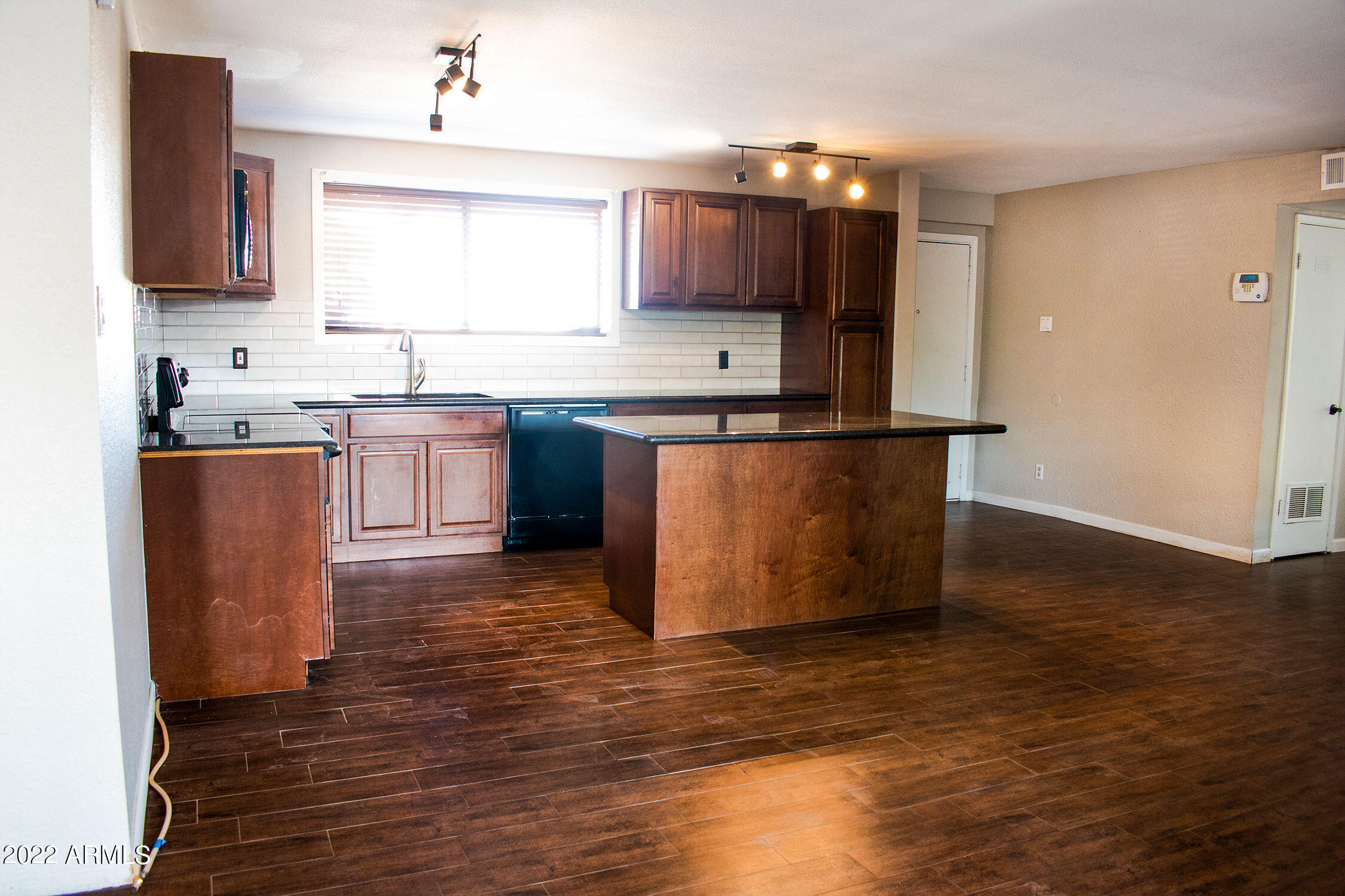 701 North Litchfield Road Goodyear, AZ 85338 - Photo 15 of 32 Realtor19