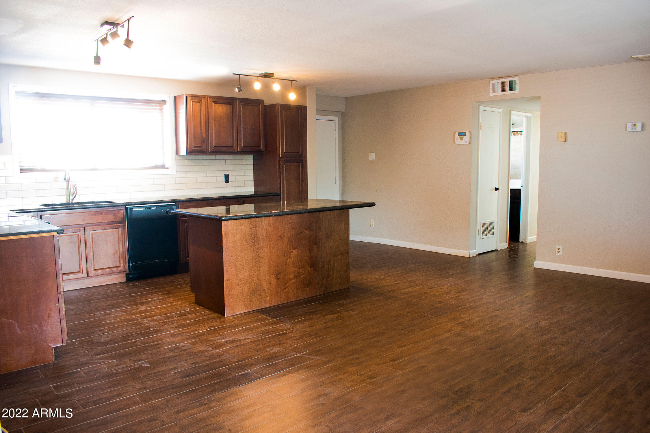 701 North Litchfield Road Goodyear, AZ 85338 - Photo 16 of 32 Realtor20