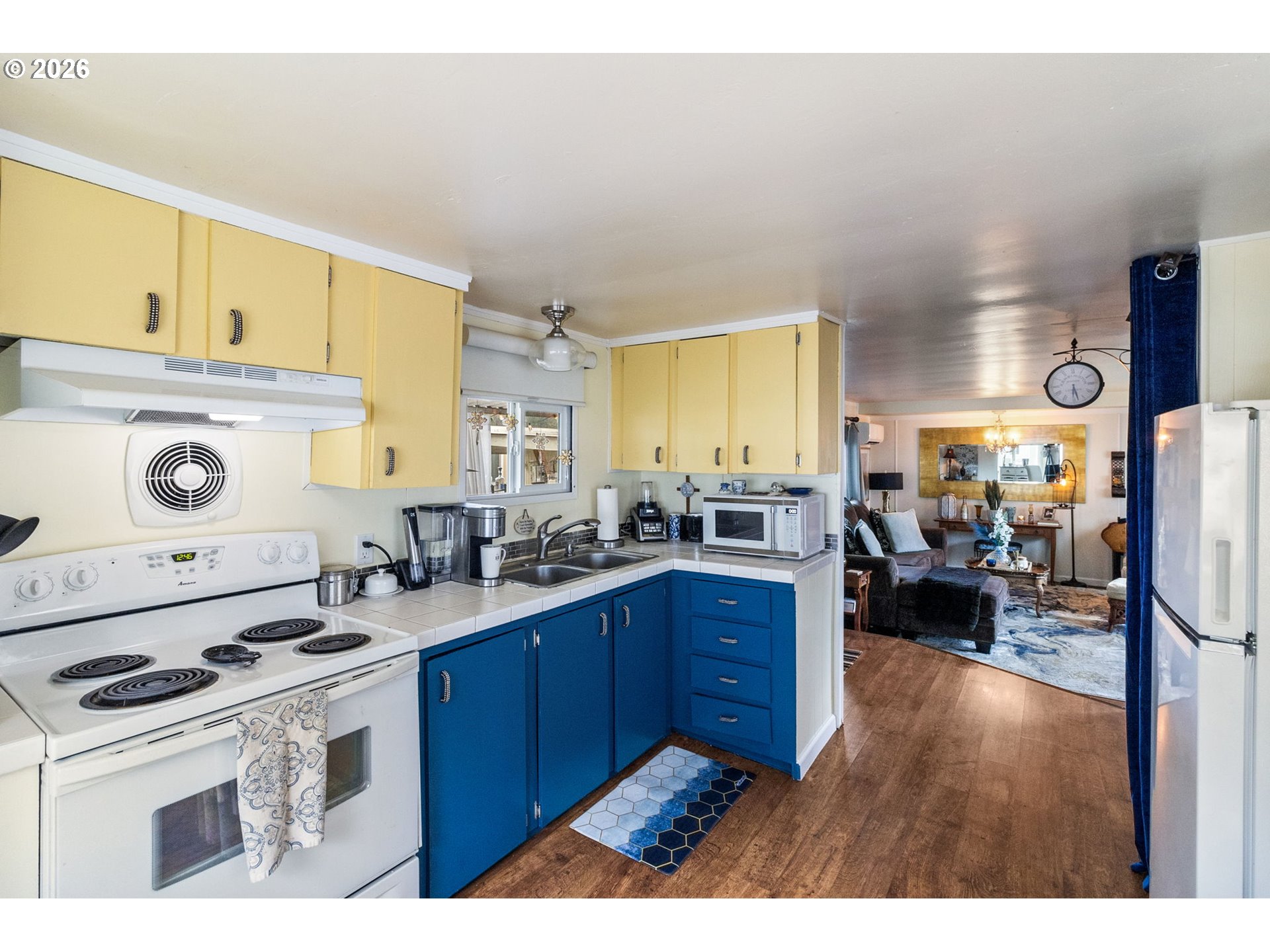 205 South 54th Street, Unit 12 Springfield, OR 97478 - Photo 17 of 31 Dining Room