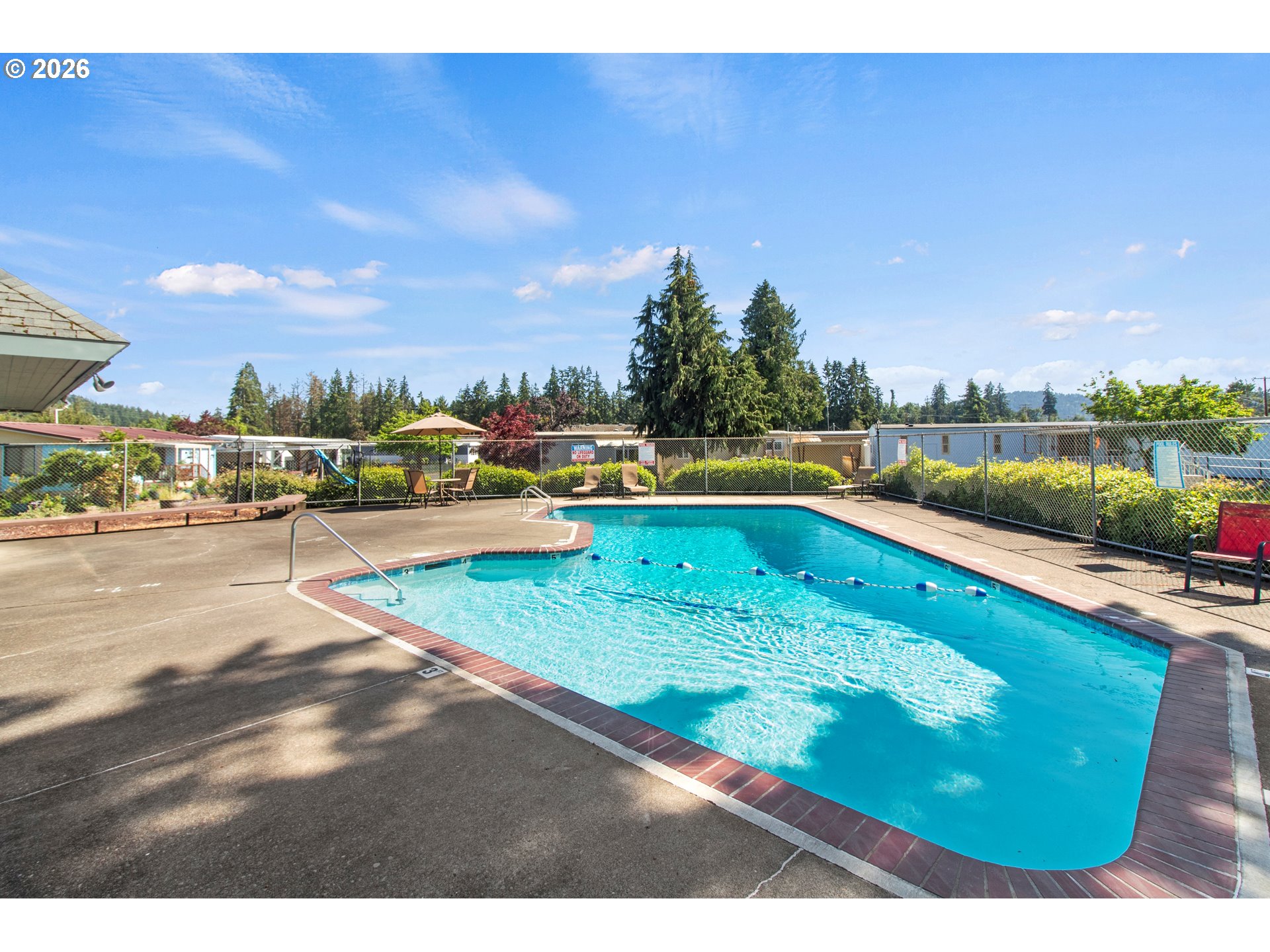 205 South 54th Street, Unit 12 Springfield, OR 97478 - Photo 24 of 31 Community Pool