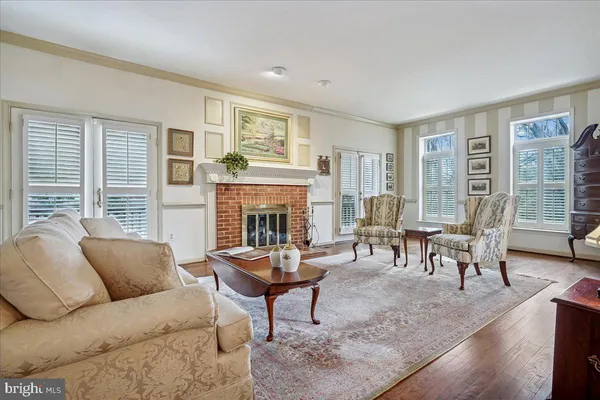 $850,000 | 10243 Aspen Willow Drive, Fairfax, VA 22032