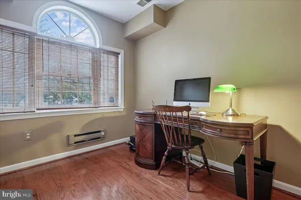 $850,000 | 10243 Aspen Willow Drive, Fairfax, VA 22032