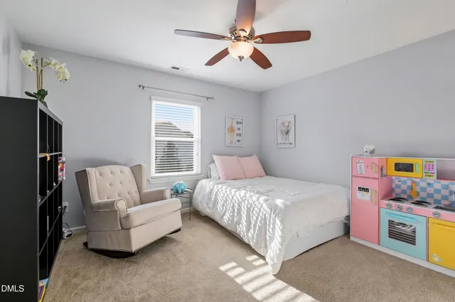 $500,000 | 304 Wellspring Drive, Holly Springs, NC 27540