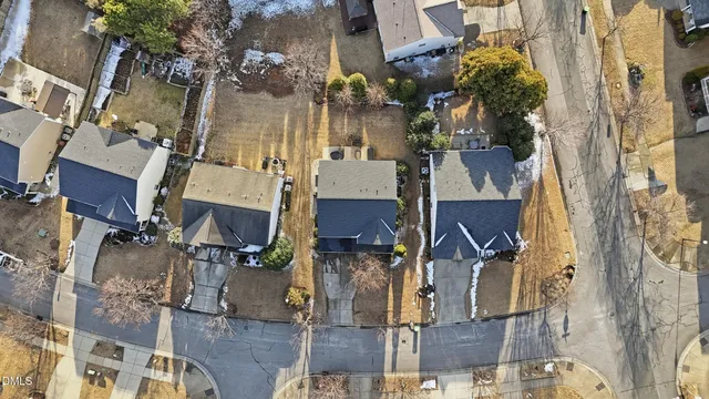 $500,000 | 304 Wellspring Drive, Holly Springs, NC 27540