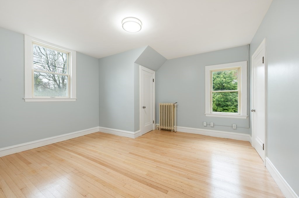 320 Quinobequin Road Newton, MA 02468 - Photo 17 of 37