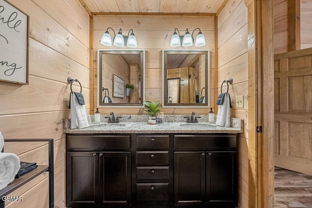 1663 Falls Way Pigeon Forge, TN 37863 - Photo 28 of 36 Gallery Image 28