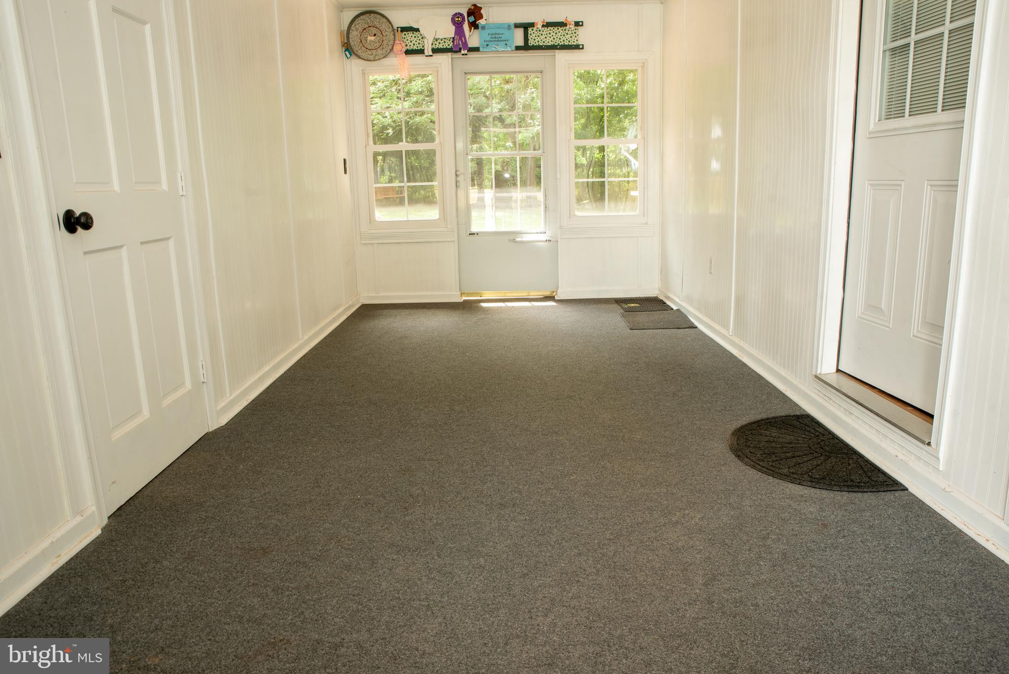 1848 Smith Station Road Spring Grove, PA 17362 - Photo 20 of 33 Breezeway