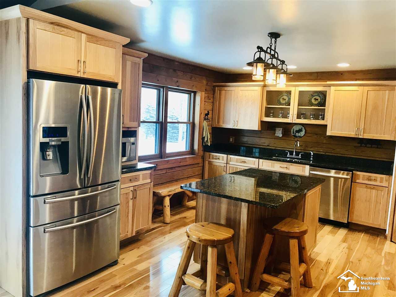 2249 East Hurd Road Monroe, MI 48162 - Photo 3 of 23