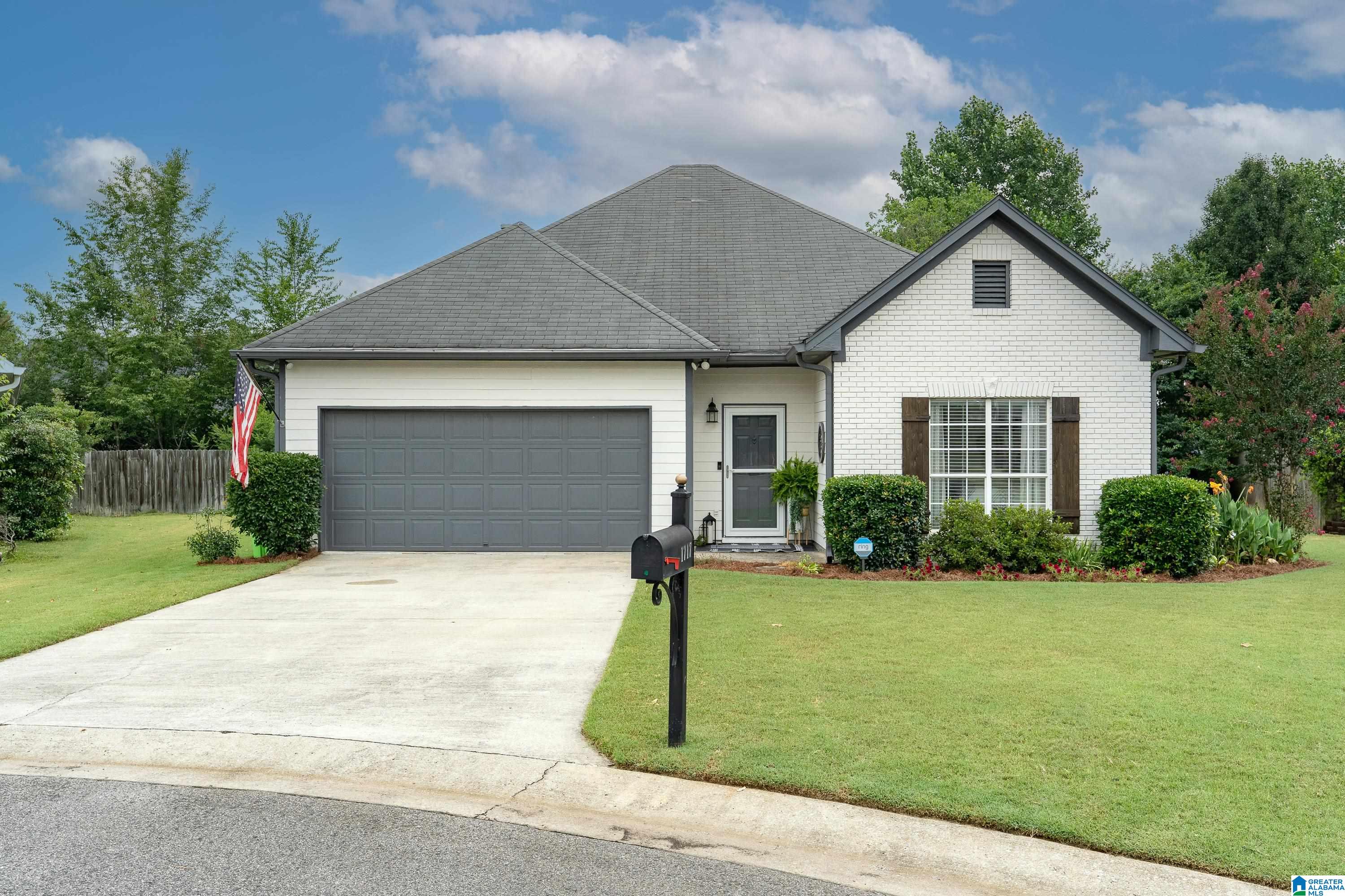 1717 Windsor Lane Leeds, AL 35094 - Photo 2 of 30