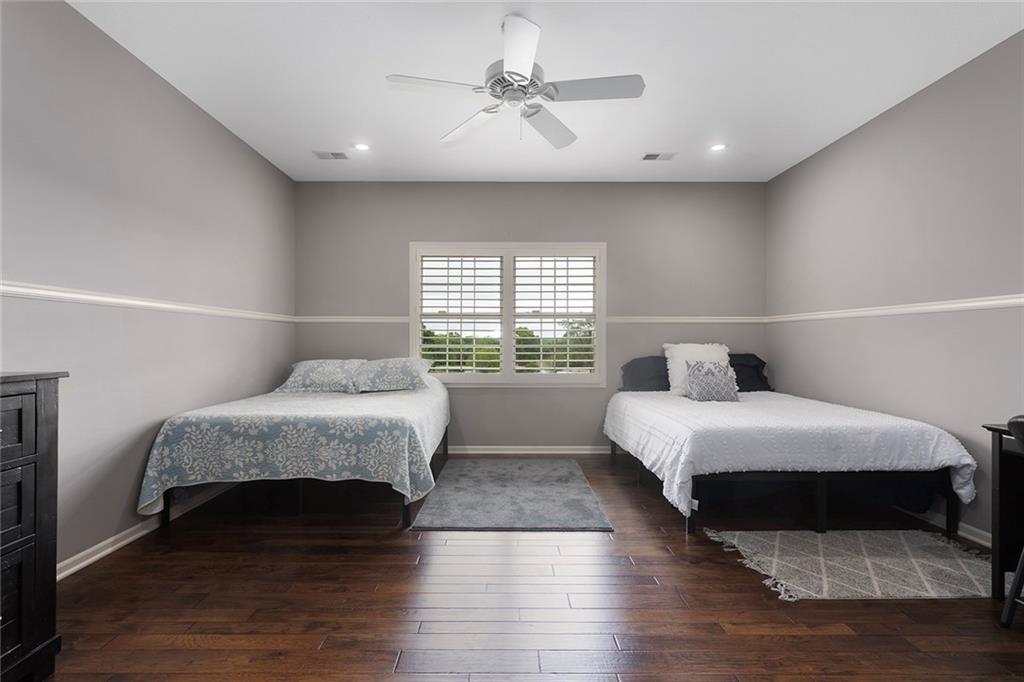 8611 South Stillhouse Road Oak Grove, MO 64075 - Photo 20 of 92