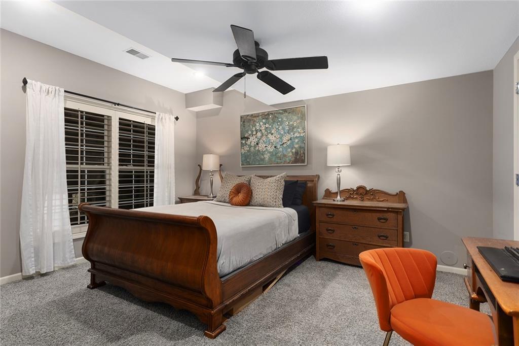 8611 South Stillhouse Road Oak Grove, MO 64075 - Photo 25 of 92
