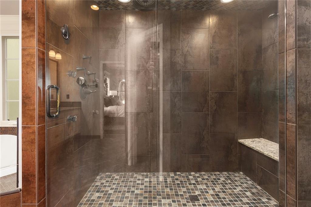 8611 South Stillhouse Road Oak Grove, MO 64075 - Photo 50 of 92