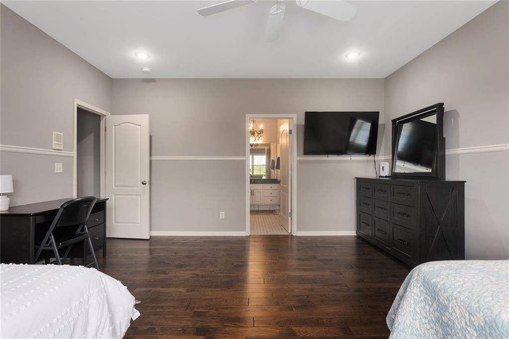 8611 South Stillhouse Road Oak Grove, MO 64075 - Photo 58 of 92