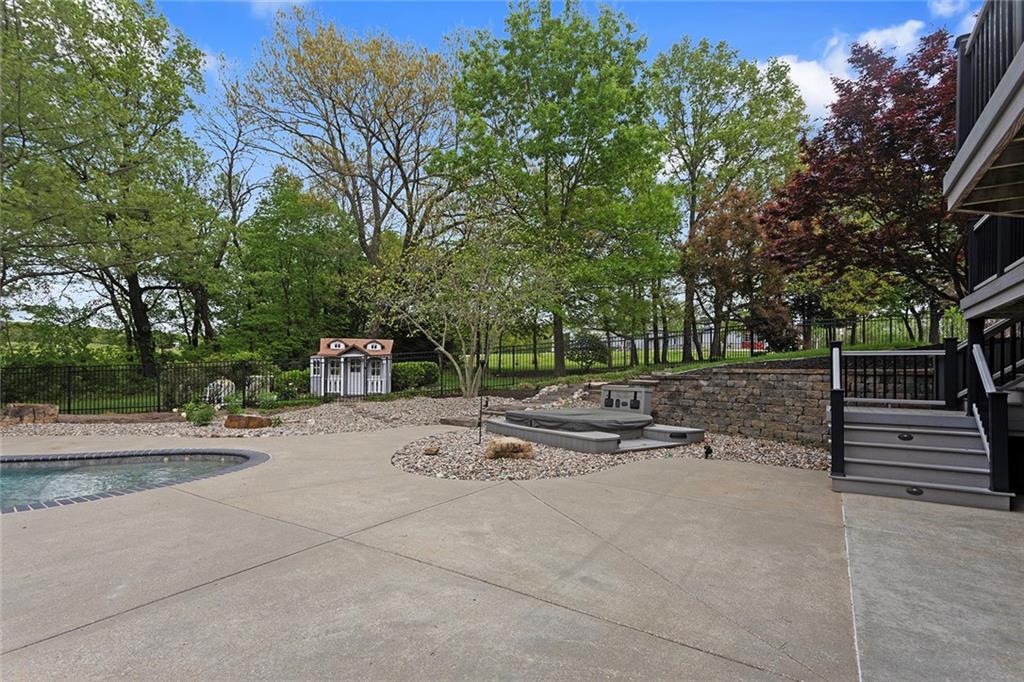 8611 South Stillhouse Road Oak Grove, MO 64075 - Photo 70 of 92